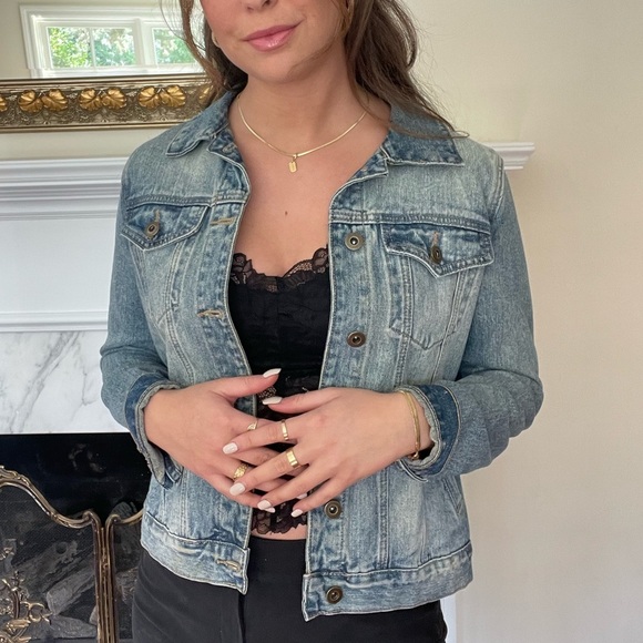 Forever 21 Jackets & Blazers - Medium wash jean jacket